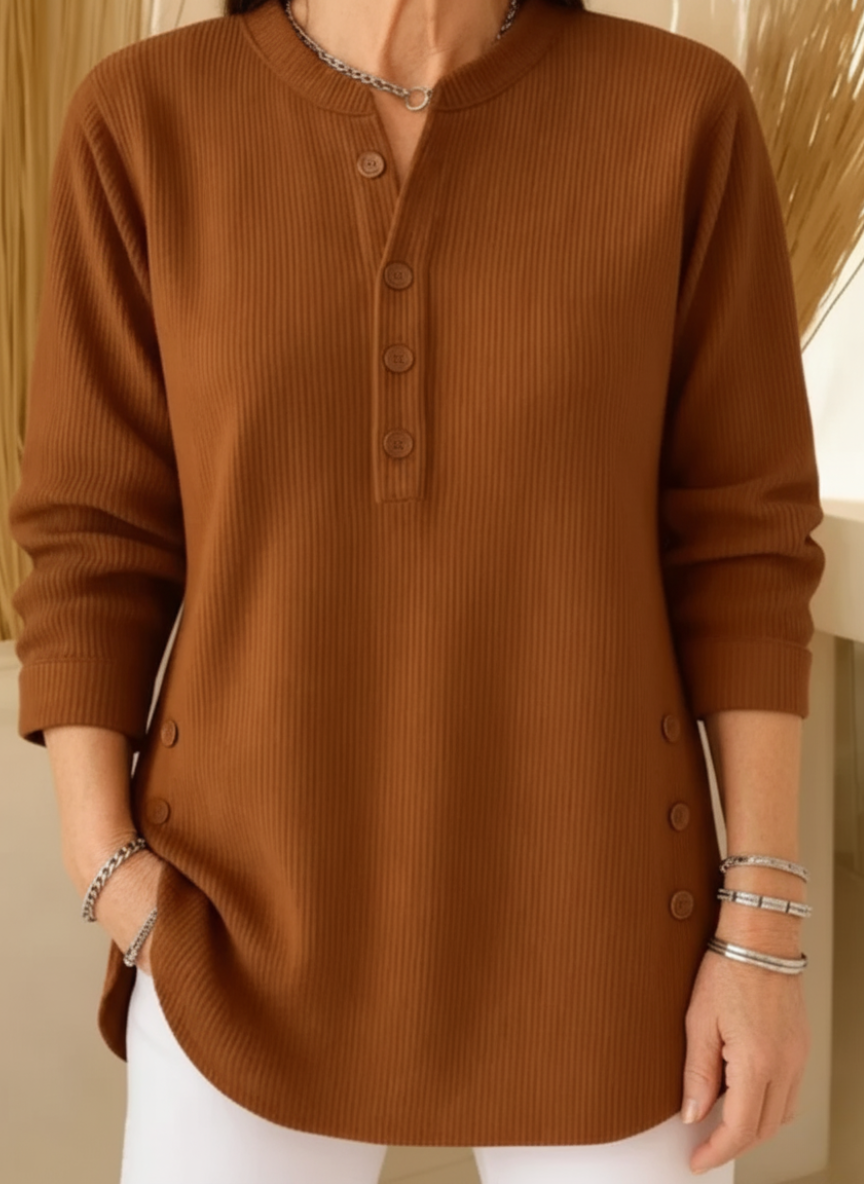 Brenda | Elegant Button-Detail Winter Sweater – Caramel