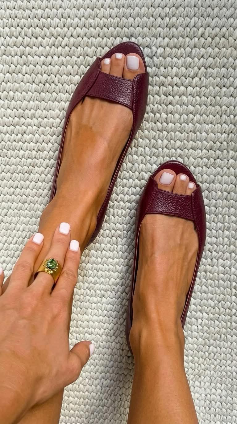 Adelina Chic Comfort Sandals – Burgundy
