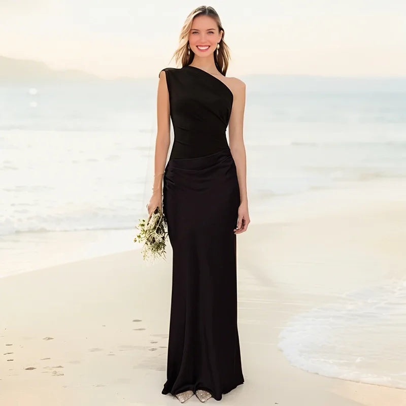 Ashley | Maxi Dress with a Guilt in Satin – Black