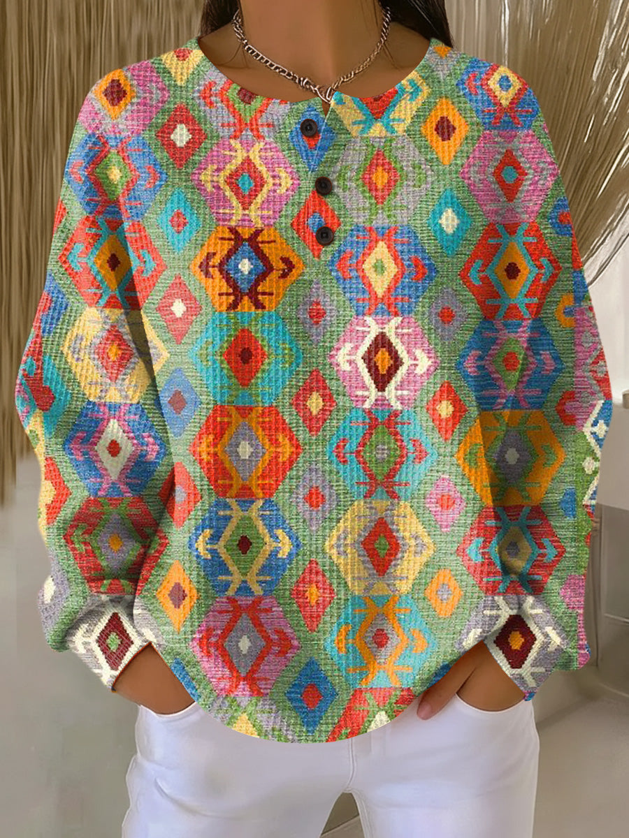 Tilde | Colorful Sweater with Checkered Pattern – Art